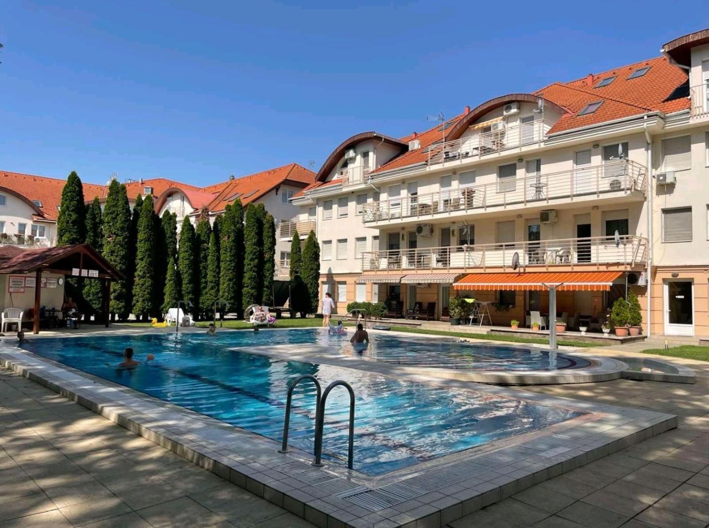 Panorama View Apartment Hajduszoboszlo Bagian luar foto